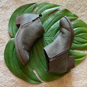 Carlos Santana booties